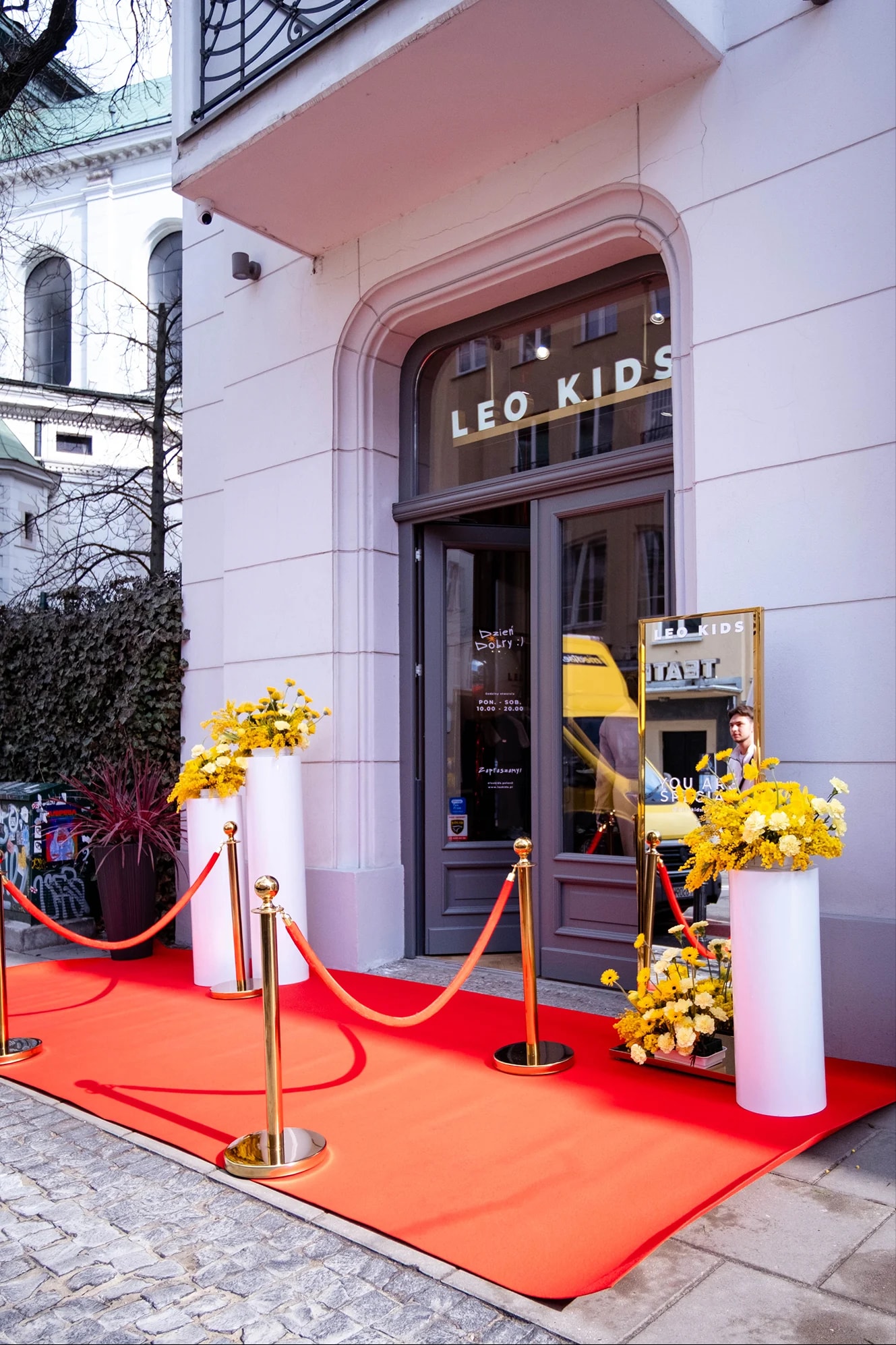 Leo Kids boutique interior 2